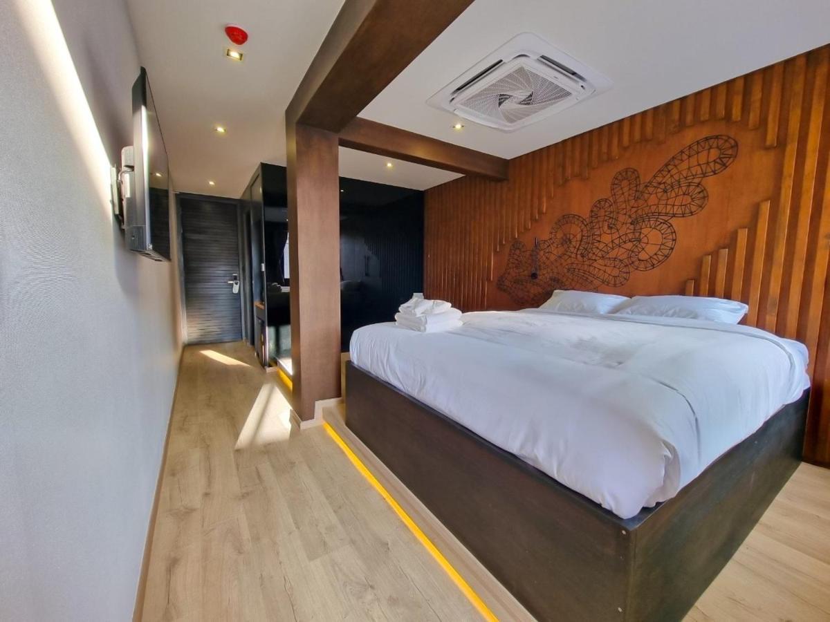 The Nhorm Hotel Ratchada Bangkok Exterior photo